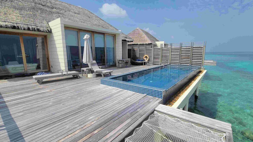 Resort Maldives Beaches back of bungalow