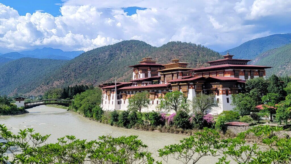 Punakha Dzong Bhutan 3 day budget itinerary