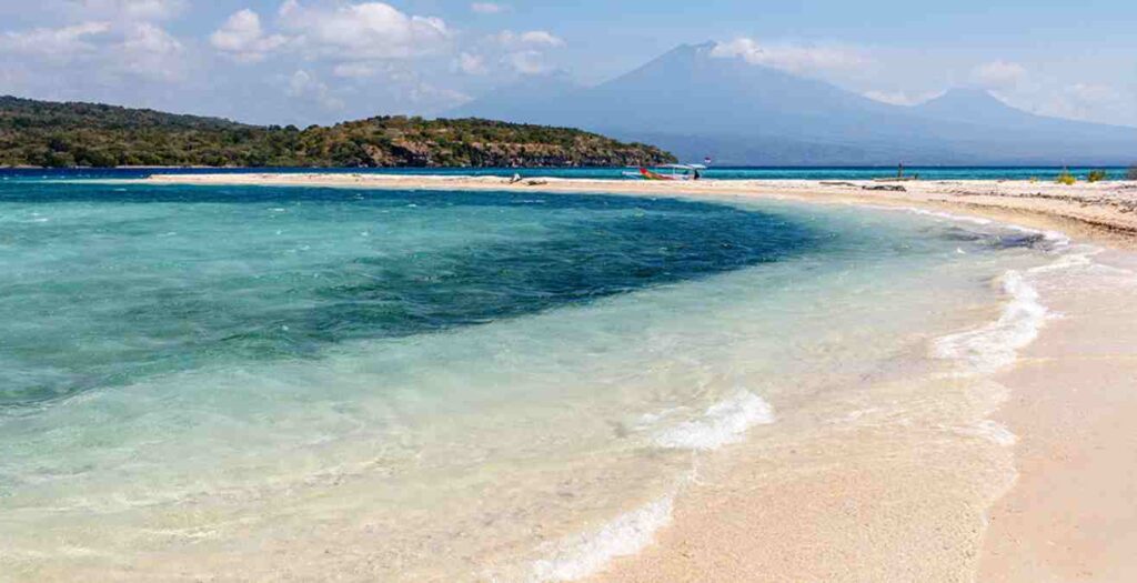 best hidden beaches in Bali