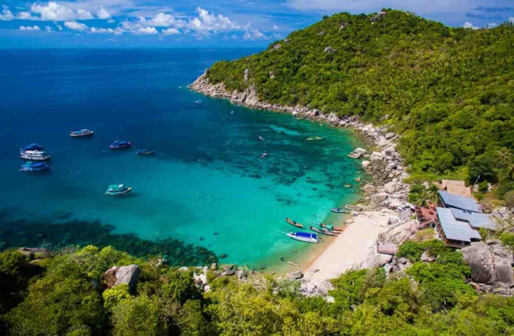 top snorkeling locations in Koh Tao