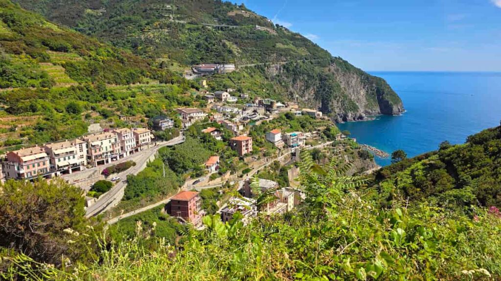 best towns to stay in Cinque Terre